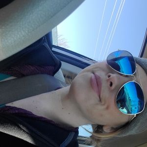 Meet your Posher, Mandie